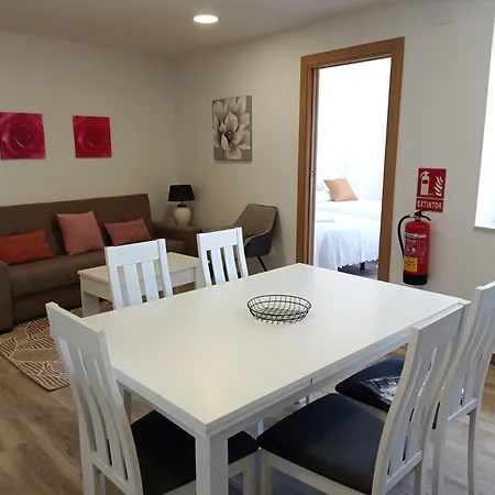 Lar Santiago Apartamentos Y Duplex - Parejas, Familias Y Peregrinos *